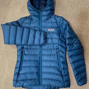Patagonia Women's Blue Puffer Jacket